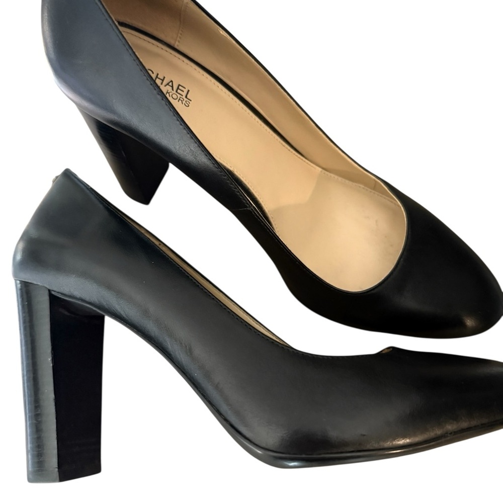 Classic Michael Kors Black Women's Pumps Stacked Heel All Weather Soles Sz 8.5